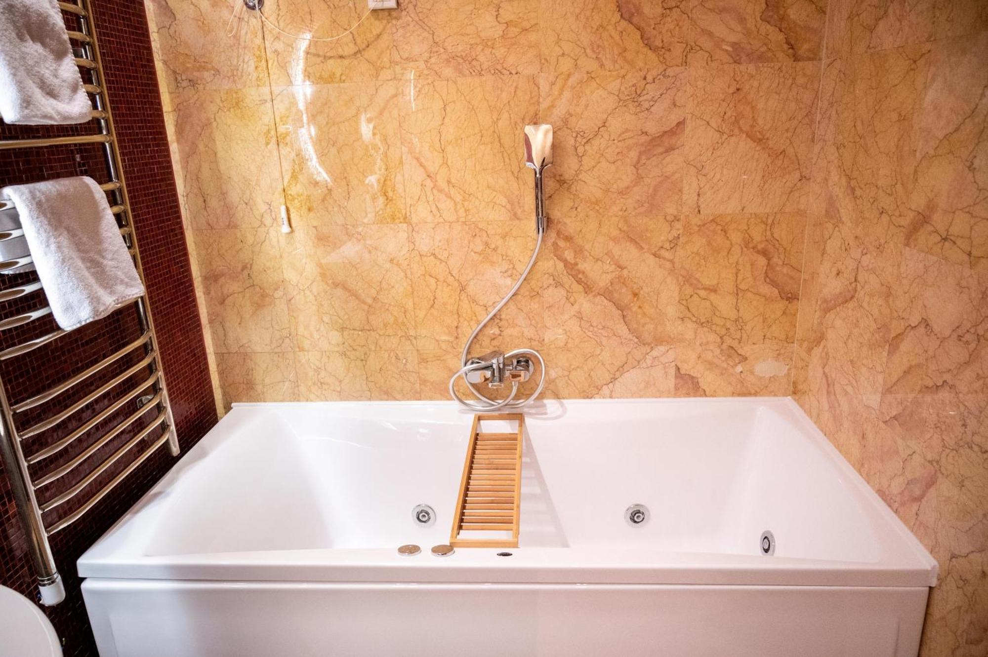 Otel Natali Luxury 3*
